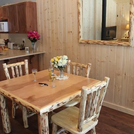 Sunshine Valley Rv Resort And Cabins Room photo